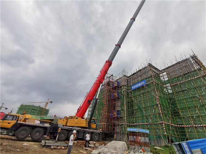 钢城区吊装方案需要单独付费吗？复杂工况是否提供专家论证？